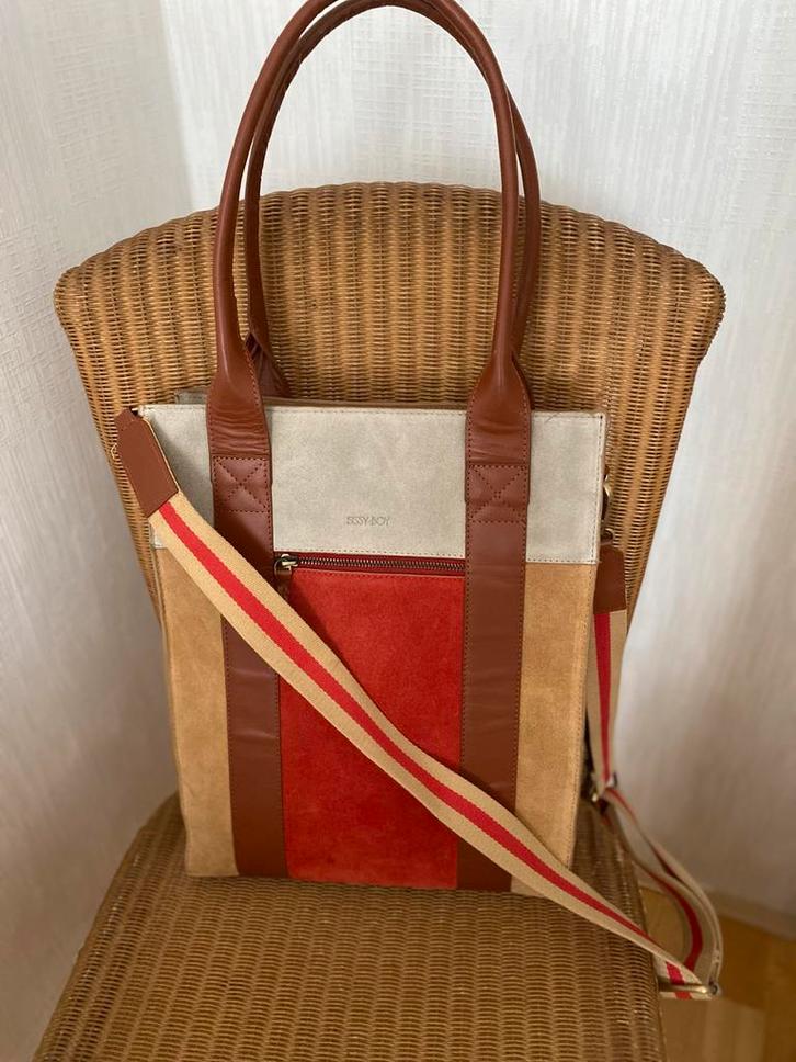Sissy Boy Suède/Leren Laptoptas, Sieraden, Tassen en Uiterlijk, Tassen | Damestassen, Zo goed als nieuw, Handtas, Bruin, Ophalen of Verzenden