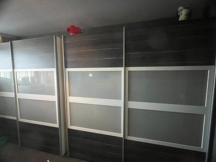 2 Kledingkasten, 1 ladekastje en 1 nachtkastje - Slotermeer, Huis en Inrichting, Kasten | Kledingkasten, Gebruikt, 200 cm of meer