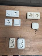 gira dimmer schakelaar stopcontact inbouw half opbouw, Doe-het-zelf en Verbouw, Elektra en Kabels, Ophalen of Verzenden, Gebruikt