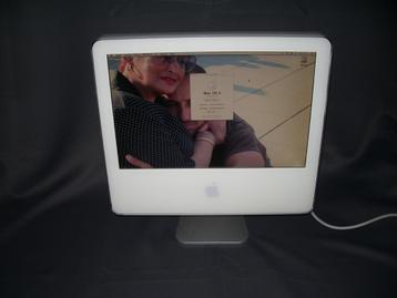 2x Apple iMac G5 (2004) beschikbaar voor biedingen