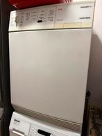 AEG condensdroger met opvangbak en slangafvoer, Ophalen, Wolprogramma, 6 tot 8 kg, Zo goed als nieuw