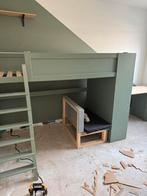 GRATIS!! Hoogslaper met trap, loungebank en bureau, Ophalen, Zo goed als nieuw, Hoogslaper