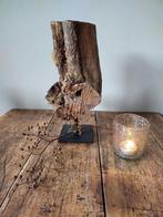 Houten sculptuur - stronk op statief, Huis en Inrichting, Woonaccessoires | Zuilen en Pilaren, Ophalen, Zo goed als nieuw