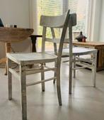 Tweetal brocante, geschilderde stoelen, Huis en Inrichting, Stoelen, Ophalen, Gebruikt, Twee, Wit