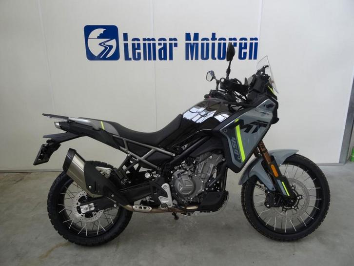 CFMOTO 450 MT (bj 2026), Motoren, Motoren | Overige merken, Bedrijf, Overig, 2 cilinders