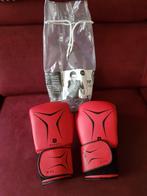 Domyos rode box handschoenen 8 oz air cooling system, Ophalen of Verzenden, Zo goed als nieuw, Bokshandschoenen
