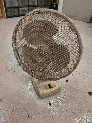 Electrisch fan beschikbaar voor biedingen