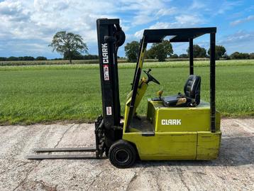 Clark tm 145 elektrisch met werk !!  beschikbaar voor biedingen