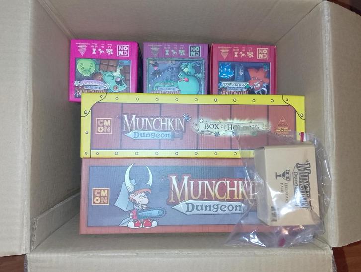 Munchkin Dungeon Lot, Hobby en Vrije tijd, Gezelschapsspellen | Bordspellen, Zo goed als nieuw, Verzenden