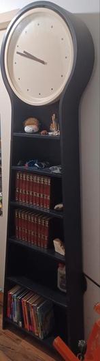 Klokkast, Ophalen, Met plank(en), Minder dan 50 cm, Gebruikt