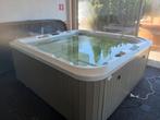 6 persoons jacuzzi.  Balboa met cover, Ophalen of Verzenden, Zo goed als nieuw
