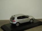 VW Volkswagen Golf V GTI - Norev 1:43, Hobby en Vrije tijd, Modelauto's | 1:43, Zo goed als nieuw, Auto, Norev, Verzenden