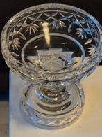 Een gedetailleerde diamant geslepen kristallen schaal., Ophalen of Verzenden