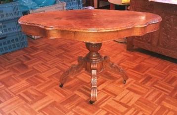 Prachtige ovale Biedermeier Salontafel