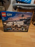 LEGO Passagiersvliegtuig 60367 NIEUW!, Nieuw, Ophalen of Verzenden