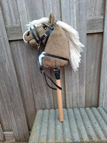 Hobby horse beschikbaar voor biedingen