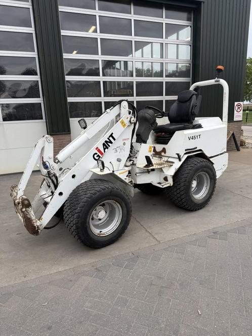 Giant v451t mini shovel, Zakelijke goederen, Machines en Bouw | Kranen en Graafmachines, Wiellader of Shovel, Ophalen of Verzenden