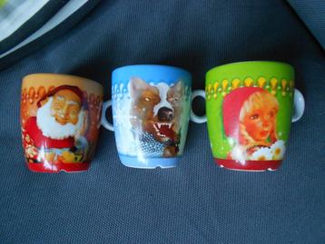 3 kleine Efteling bekertjes ook leuk voor Sinterklaas beschikbaar voor biedingen