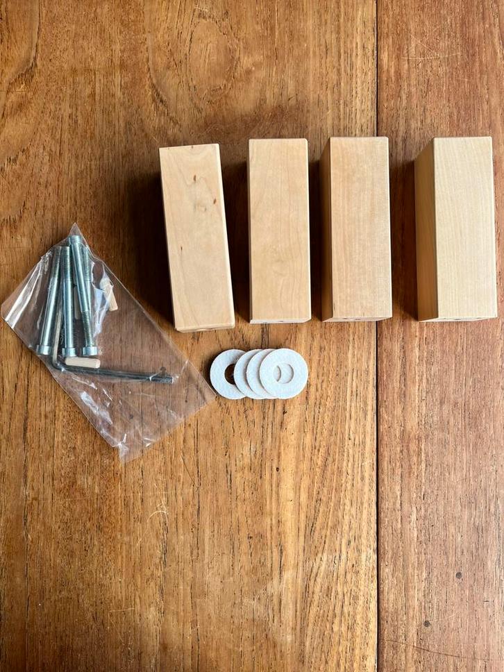 IKEA houten poten Landskrona, Huis en Inrichting, Banken | Bankstellen, Zo goed als nieuw, Minder dan 150 cm, Ophalen of Verzenden