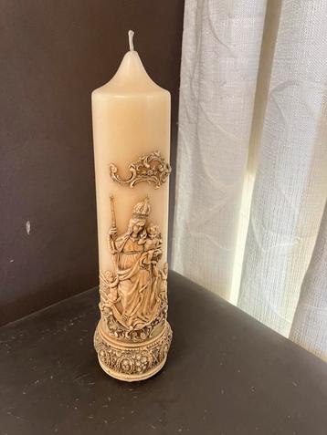 Grote Kerk/ Altaar kaars beschikbaar voor biedingen