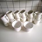 Vos good morning servies, Huis en Inrichting, Keuken | Servies, Ophalen of Verzenden, Zo goed als nieuw, Overige stijlen, Kop(pen) en/of Schotel(s)