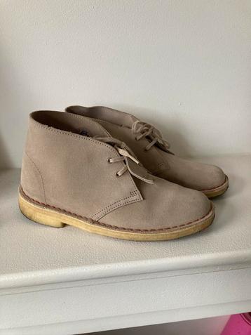 Clarks Dessert Boot Sand Suede 39,5 beschikbaar voor biedingen