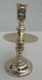 Vroege Hollandse kraagkandelaar schijfkandelaar  kandelaar, Ophalen of Verzenden, Koper of Brons