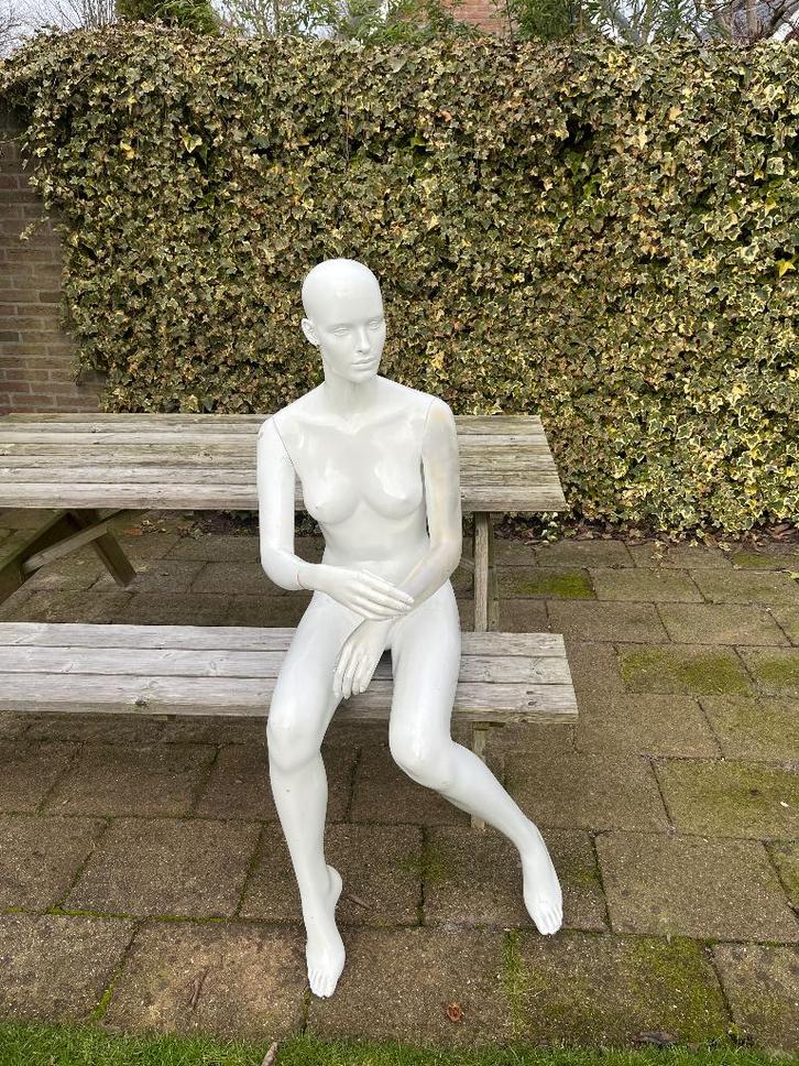 Paspop zittend vrouw, Verzamelen, Poppen, Gebruikt, Pop, Levensecht of Reborn, Ophalen of Verzenden