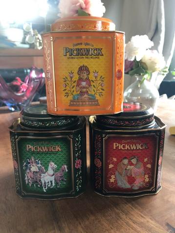 Pickwick bij Douwe Egberts theeblikken beschikbaar voor biedingen