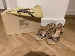 Mooie sandalen van Burberry!, Beige, Burberry, Gedragen, Sandalen of Muiltjes