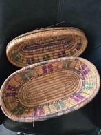 Ovale spiraalmand met deksel, vintage tribal stijl., Ophalen, Gebruikt, Mand, Riet