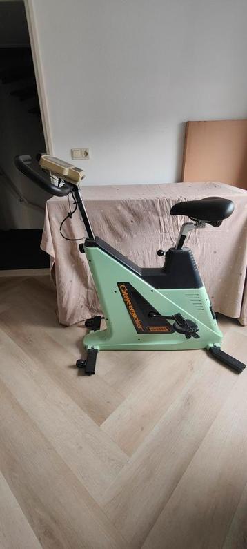 Hometrainer fiets..(zonder laadkabel) beschikbaar voor biedingen