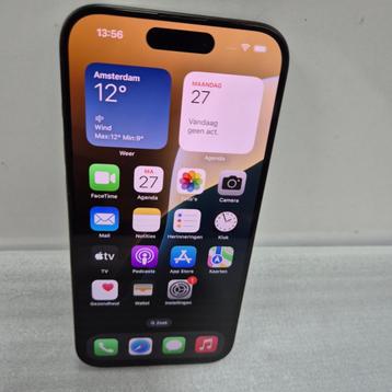 iPhone 15 Pro 128GB Zwart Accu 87% met laadkabel beschikbaar voor biedingen