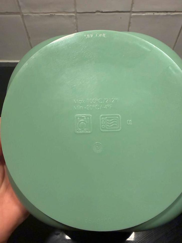 Beaba Siliconen Bord & Kom met Zuignap, Kinderen en Baby's, Babyvoeding en Toebehoren, Gebruikt, Overige typen, Ophalen of Verzenden