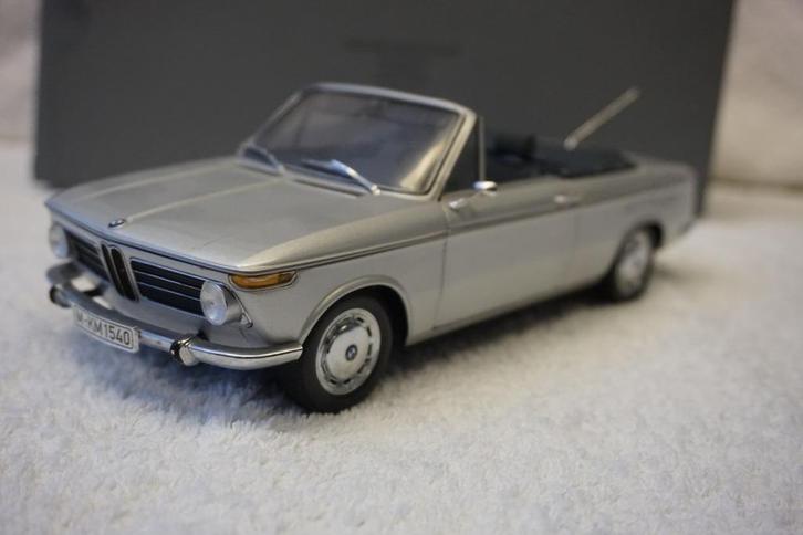 BMW 1600 Cabrio Zilver Minichamps 1:18 80430145819, Hobby en Vrije tijd, Modelauto's | 1:18, Gebruikt, MiniChamps, Ophalen of Verzenden