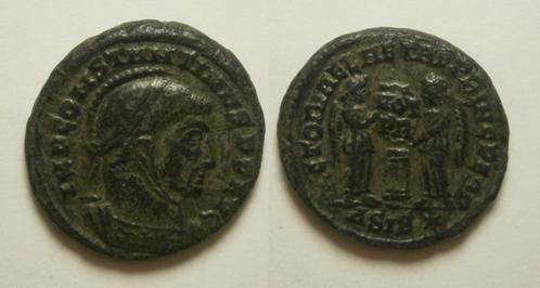 Constantinus I VICTORIAE LAETAE PRINC PERP - SIS- 318 AD, Postzegels en Munten, Munten | Europa | Niet-Euromunten, Losse munt