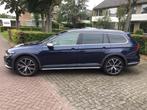 VW Passat Alltrack 2.0 Bitdi 240pk BMT 4Motion 7-DSG, Auto's, Volkswagen, Automaat, Beige, 4 cilinders, Leder