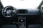 Skoda Karoq 1.5 TSI ACT Sportline Business Led Stoel/Stuurve, Auto's, Stof, 4 cilinders, Wit, Karoq