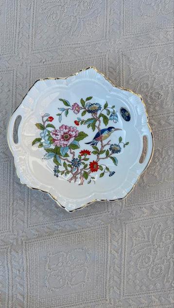 Aynsley “Pembroke” Fine Bone China schaal beschikbaar voor biedingen