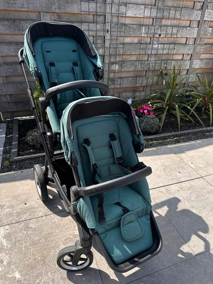 Thule Sleek Duowagen incl bassinet - Zo goed als nieuw!, Kinderen en Baby's, Kinderwagens en Combinaties, Zo goed als nieuw, Kinderwagen