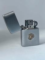 Zippo USMC 3D Embleem 1995, Verzamelen, Verzenden, Zo goed als nieuw, Aansteker