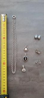 Ti sento ketting met versch.hangers lees aub adv. goed, Sieraden, Tassen en Uiterlijk, Kettingen, Met kristal, Nieuw, Ophalen of Verzenden