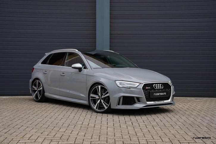 Audi RS3 | Panoramadak | B&O | RS-stoelen | Matrix LED | Vir, Auto's, Audi, Bedrijf, Te koop, RS3, 4x4, ABS, Achteruitrijcamera