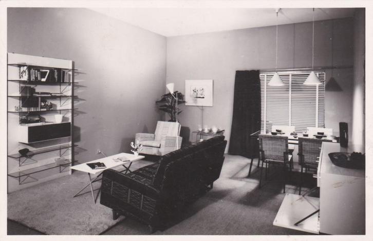 17064 Zit eetkamer Metz en co NV tent. st den haag, Verzamelen, Ansichtkaarten | Nederland, Ongelopen, Zuid-Holland, 1940 tot 1960