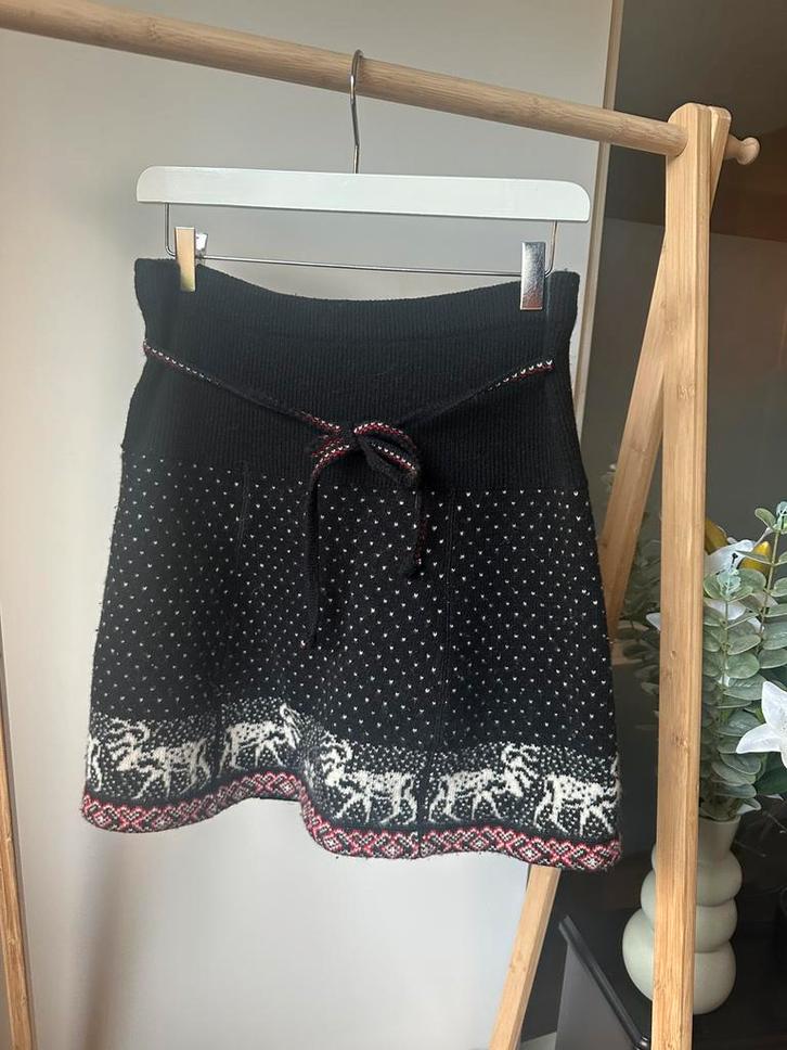 King Louie wollen zwart rokje met scandinavisch patroon, Kleding | Dames, Rokken, Zo goed als nieuw, Maat 38/40 (M), Zwart, Knielengte
