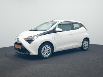 Toyota Aygo 1.0 VVT-i x-play (bj 2020) beschikbaar voor biedingen