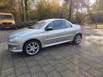 Peugeot 206 1.6 16V CC 2006 Roland Garros km stand 167.000, Auto's, Peugeot, Voorwielaandrijving, 4 cilinders, Cabriolet, 4 stoelen