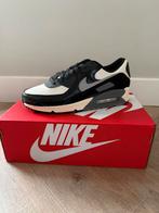 Nieuw Nike air max 90 coconut milk en black maat 42, Zwart, Nike, Nieuw, Ophalen of Verzenden