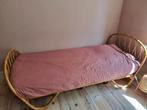 Rotan bed., Huis en Inrichting, Slaapkamer | Bedden, Eenpersoons, Ophalen of Verzenden, Zo goed als nieuw, 200 cm