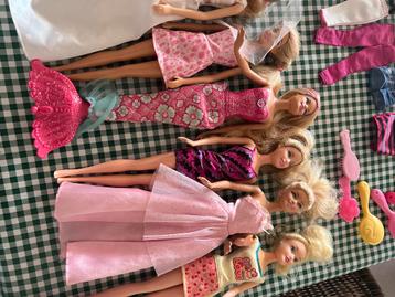 Barbie Collectie: 11 Poppen + Accessoires beschikbaar voor biedingen